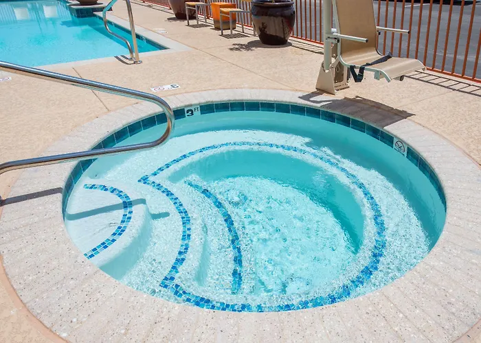 Hampton Inn&suites Phoenix - East Mesa In 3*